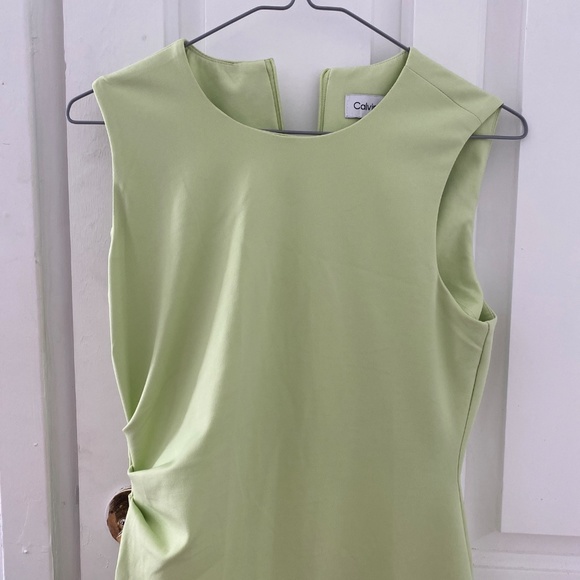 Dress - Picture 2 of 2